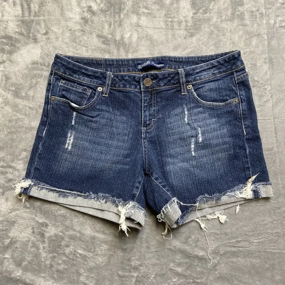 ZCO Premium‎ Cuffed Denim Shorts Women’s Size 13 Blue Denim